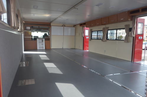 拠点機能形成車の写真