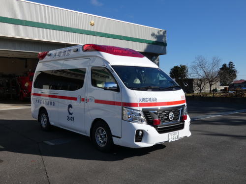 救急車(西部分署）の前方